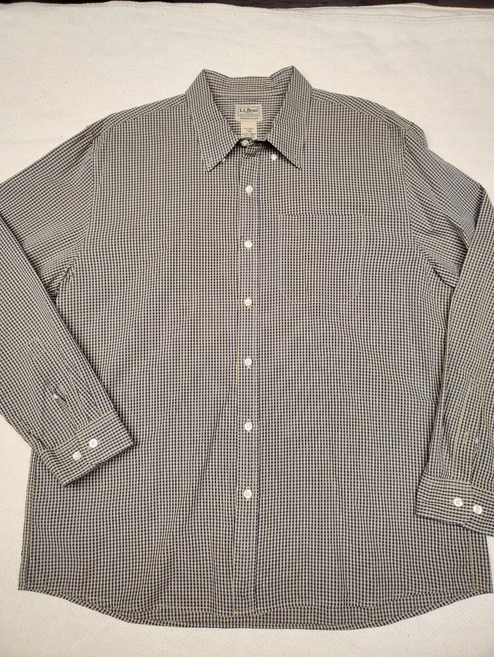 L.L. Bean Traditional Fit 100% Organic Cotton Button Down Shirt Men's L Gingham